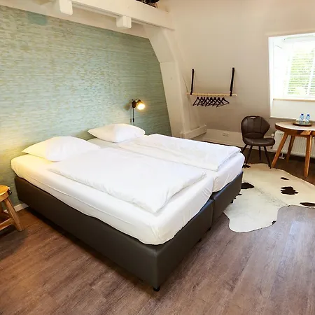 Bed & Breakfast Landgoed De Grote Beek 3*